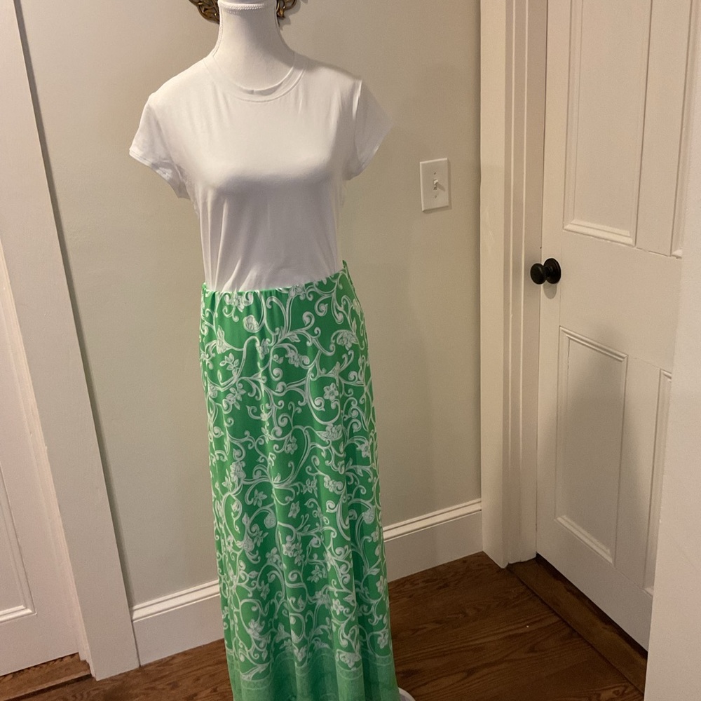 Vince Camuto Green and White Floral Maxi Skirt Resort Wear
